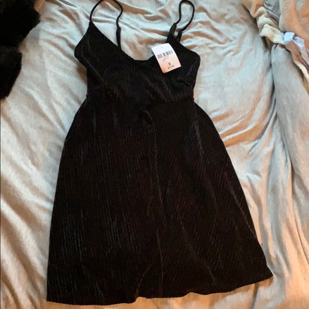 Forever Black Velvet Dress. New with Tags!
